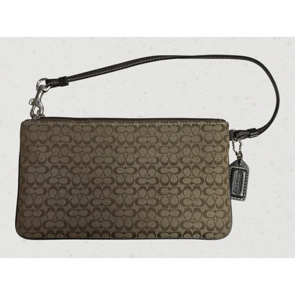 Coach mini signature